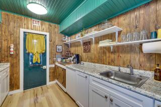 Charming Converted Railcar Studio in Joplin! - Joplin - 8