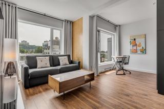 Initial / Spritz / Downtown Qc +STAT - Québec - 7