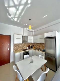 Vjola Apartment - Saranda - 9