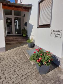 Pension am Kirchberg - Wehringen - 8