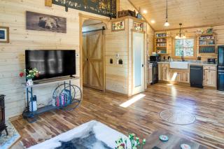 Private Hot Tub and Pond Conifer Log Cabin - 3