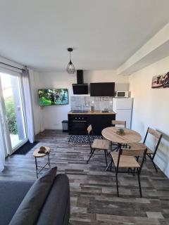 Le Petit Hérisson joli logement au rez-de-jardin à Les Herbiers - Les Herbiers - 9