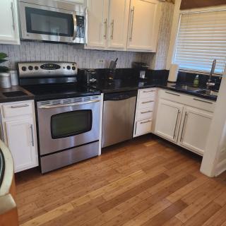 Cozy View Downtown Atlanta Condo - 6