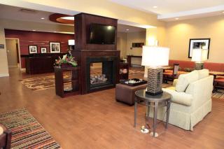 Hampton Inn Milan - Milan - 5
