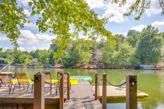 Lake Access Waleska House with Floating Dock! - Waleska - 0