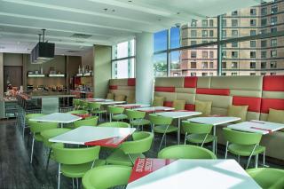 Hampton by Hilton Cali - 4