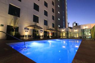 Hampton Inn by Hilton Leon - 7