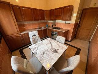 Charmant logement avec piscine et parking gratuit - 5