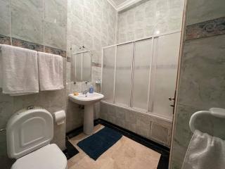 Charmant logement avec piscine et parking gratuit - 4