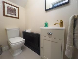 Church End Cottage, Brampton - 4