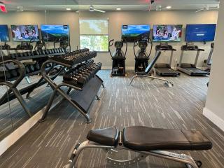 27 Cozy King w Resort Amenities - Pflugerville - 5