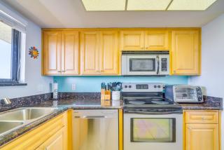 Waterfront Hudson Condo with Pool and Beach Access - Hudson - 1