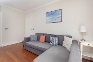 Seaside Sopot Apartment with Gym by Noclegi Renters - Sopot - 3