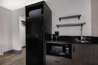Studio 6 San Antonio TX Northwest Medical Center - 7