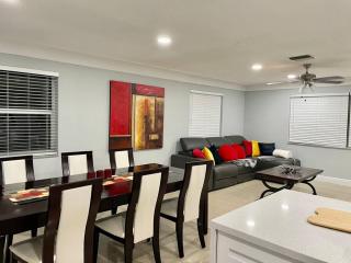 THE BEST POINT, Near Airport, Beach, Hard Rock - 4