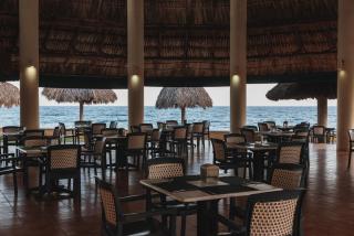 Hotel Cayman Suites - 6