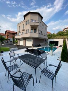 Villa Sunrise with swimming pool - Sarajevo - 0
