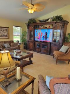 Tropical Paradise Getaway - Cape Coral - 5
