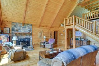 Serene Valley Bend Cabin Rental 7 Private Acres! - - 6
