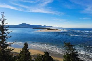 Cape Crescent - Oceanside - 8