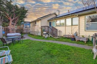 Downtown Drift-Hot Tub,Sauna,Bikes,Pet Friendly - Arcata - 1