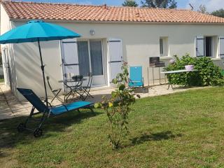 Maison Calme avec Jardin Clos, Près de Pornic et Nantes, Wifi et Équipements Bébé Inclus - FR-1-306-1239 - 0
