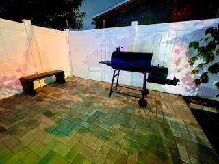 Mango’s House Close to Beach…Pool, Table Pool - 4