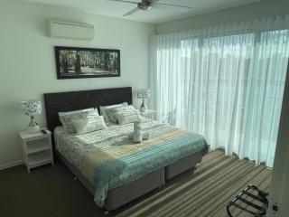 Clearview Waters - 4 King bedrooms 3 bathrooms water views - Mildura - 3