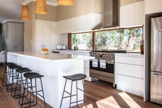 Highgrove Cottage - Eurunderee - 1