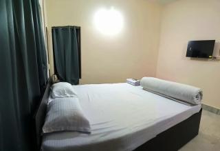 Gaur Homestay AC Rooms - Puri - 6