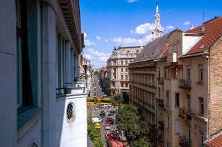 Exclusive Dohany Apartment With Balcony next to the New York Café - Budapest - 6