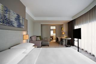 Hyatt Place Bangkok Sukhumvit 24 - 1
