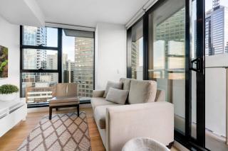 Central Sky High Living on Little Collins - 4