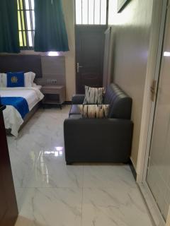 VEGAS LUXURY HOTEL - Dar es Salaam - 4