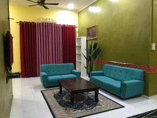 SAHMURA HOMESTAY 1 at GONG BADAK - 7