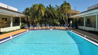 Hotel SOL - St. Pete Beach - 9
