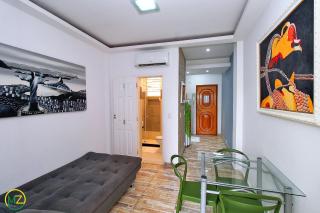 Studio com vista lateral para a praia - 1