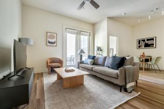 Central Domain 2br w pool wd gym ATX-204 - 0