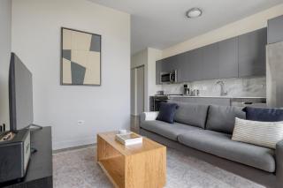 River West jr 1br w pool gym nr entertainment CHI-968 - 6