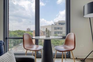 River West jr 1br w pool gym nr entertainment CHI-968 - 5