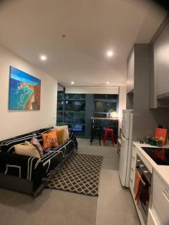 Cozy CBD Family APT Near Southern Cross Station - 1