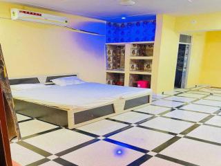 Hotel O Apna Hotel And Restaurant - 2