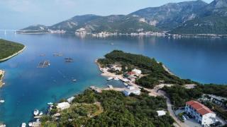 Secret Garden - Neum - 2