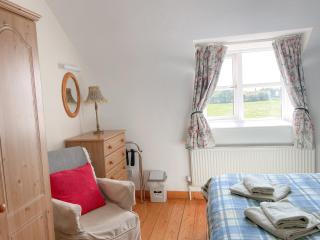 Hook Holiday Cottage Kimore by Trident Holiday Homes - 4