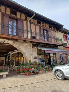 House with large private garden in Villereal - 8