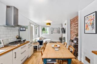 Lovely 2 bed Streatham apt with outside dining - Londra - 5