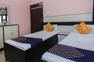 Hotel O Yuvraj Guest House - Rudrapur - 8