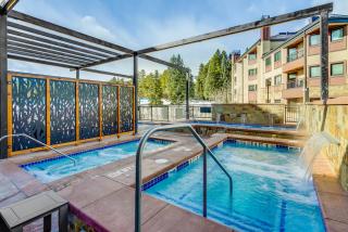 Mountain View Studio with AC and Dedicated Parking - 4