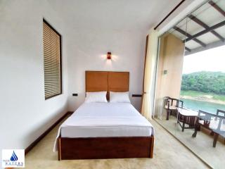 Blue Waters Edge Hotel - Haragama - 8