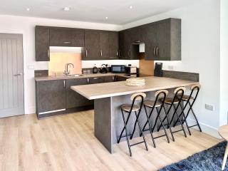 Fountain Apartment No 4 with Free Parking - 8